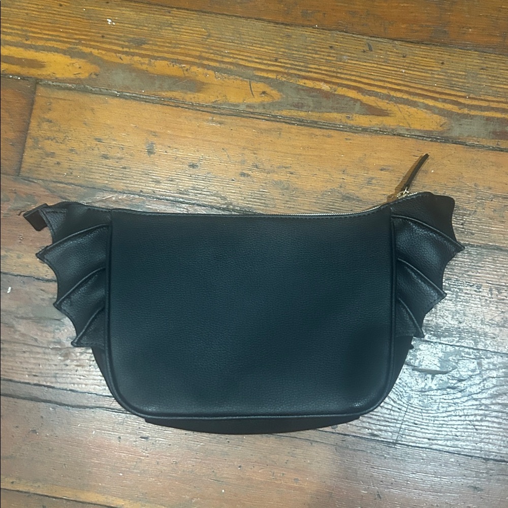 ⚡️LIMITED EDITION⚡️Jeffree Star Bat Wing Makeup Bag - Picture 3 of 4